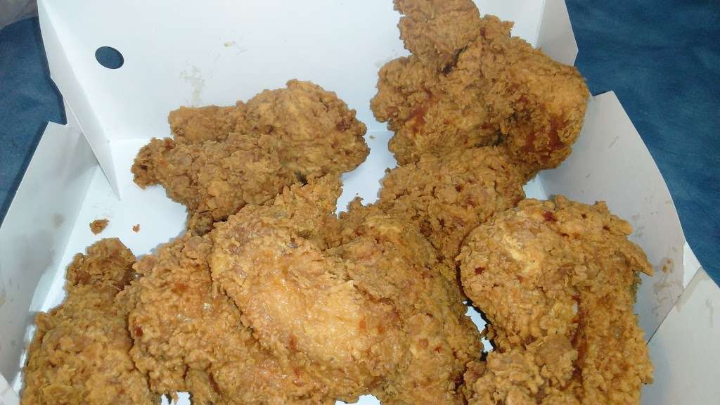 Churchs Chicken | 2706 Fulton St, Houston, TX 77009 | Phone: (713) 228-1211