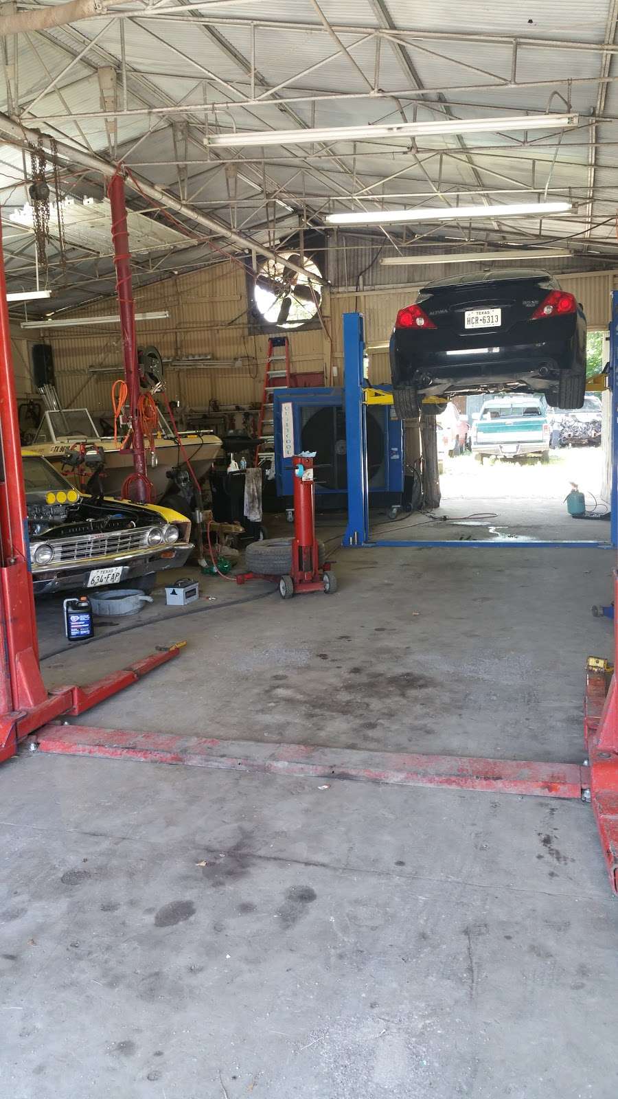 A&M Automotive | 418 Fenfield Ave, San Antonio, TX 78211 | Phone: (210) 932-9600