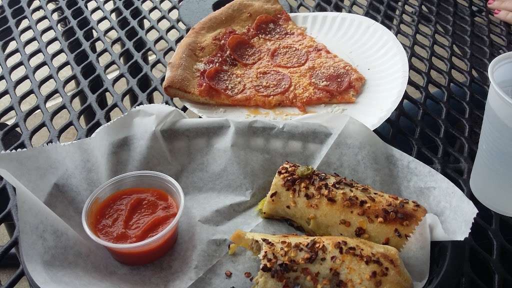 Brothers Pizza | 3605 Plank Rd, Fredericksburg, VA 22407 | Phone: (540) 548-0400