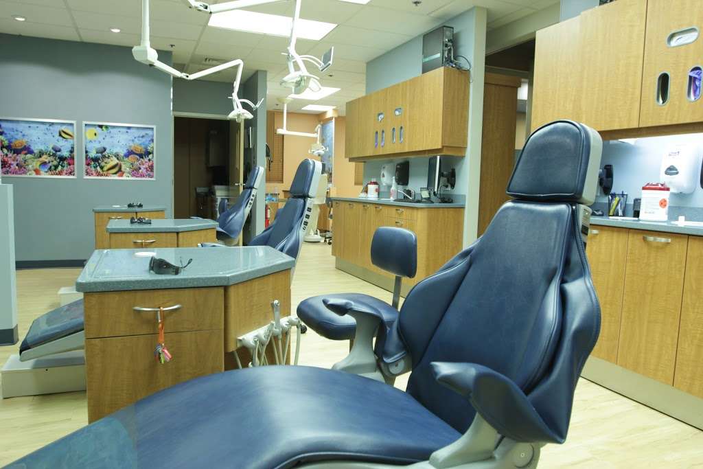 Dental Associates of Walpole | 1428 Main St #1, Walpole, MA 02081, USA | Phone: (508) 668-8008