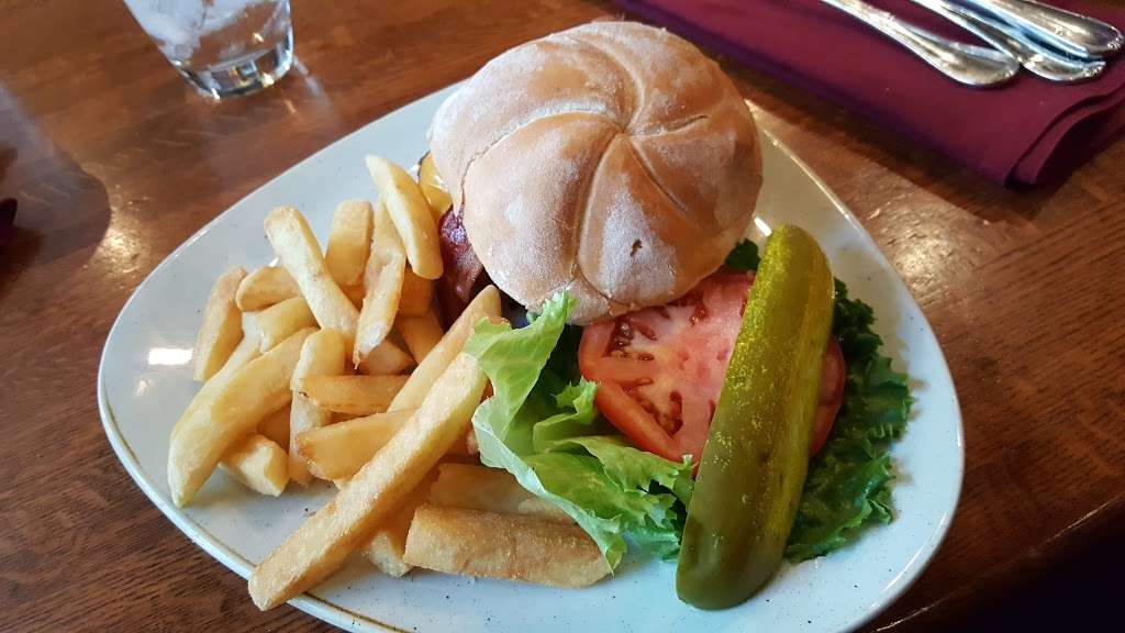 Liberty Tree Tavern | 4600 World Dr, Orlando, FL 32836, USA | Phone: (407) 939-3463