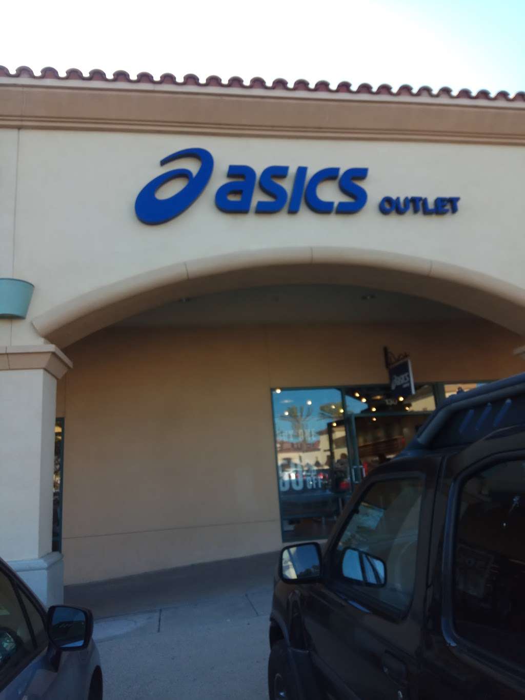 ASICS Outlet | 690 Ventura Blvd #130, Camarillo, CA 93010, USA | Phone: (805) 484-3024