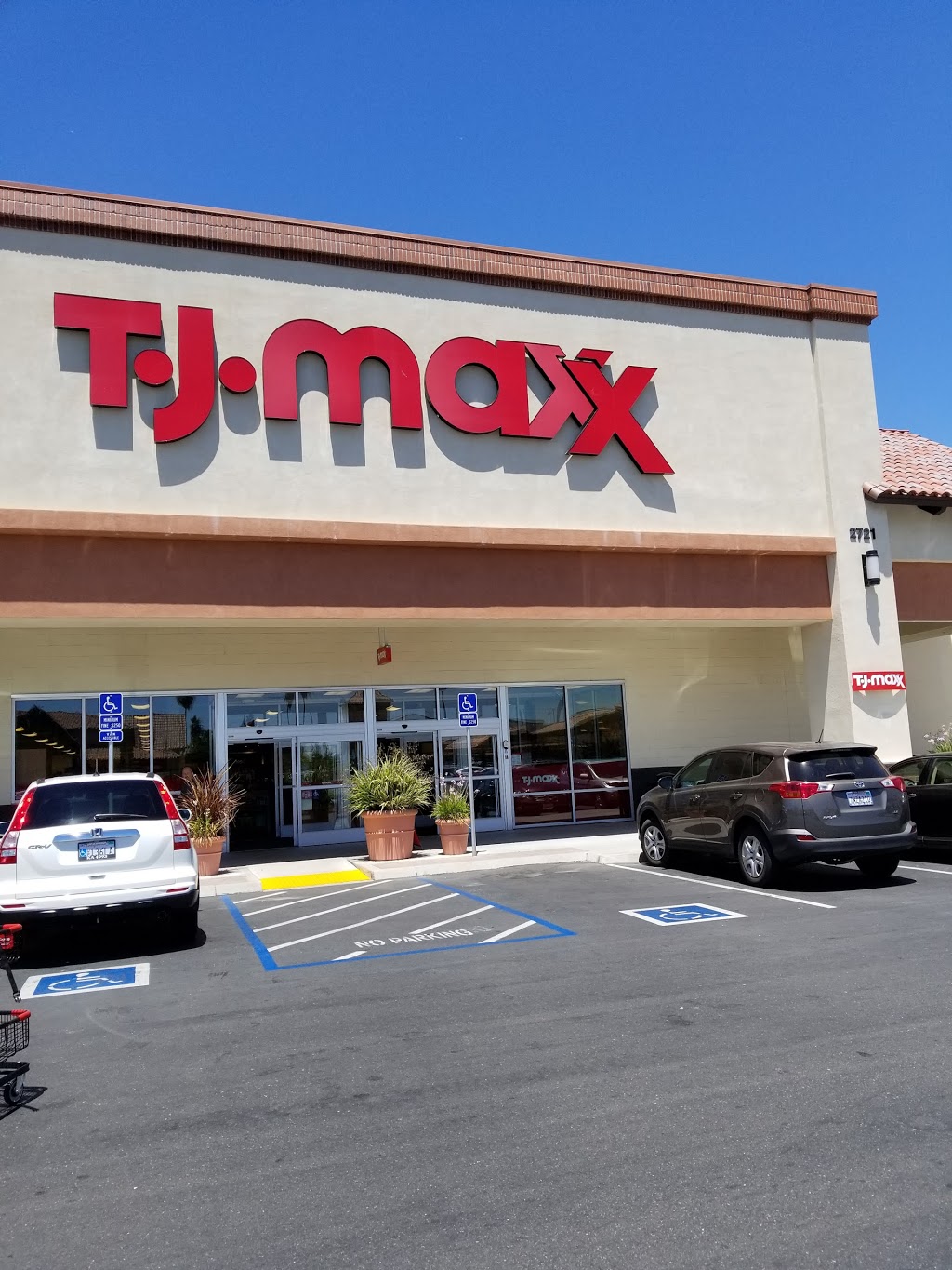 T.J. Maxx | 2721 Marconi Ave, Sacramento, CA 95821, USA | Phone: (916) 482-1289