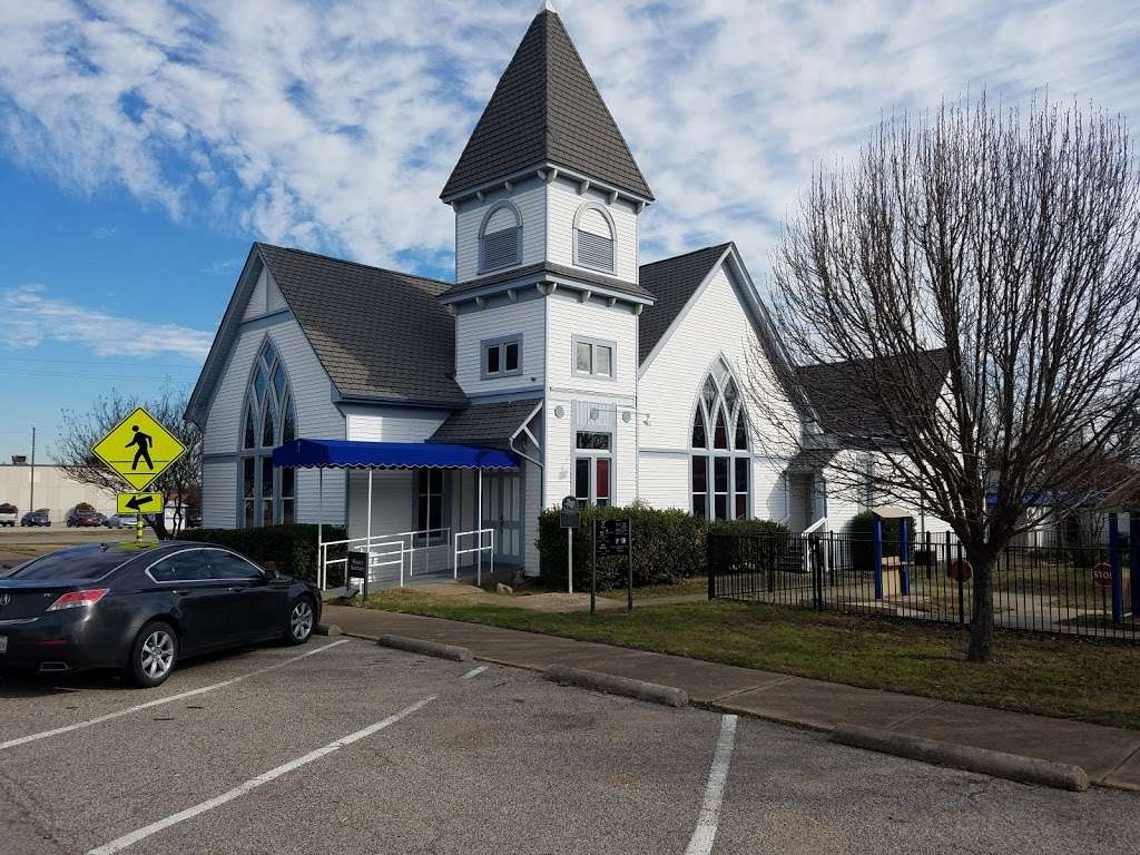 First United Methodist Church of Cedar Hill | 128 N Roberts Rd, Cedar Hill, TX 75104, USA | Phone: (972) 291-1711