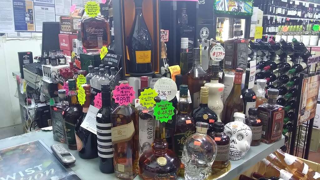 BanksVille Wine and Liquor | 18 Bedford-Banksville Rd, Bedford, NY 10506, USA | Phone: (914) 234-0847