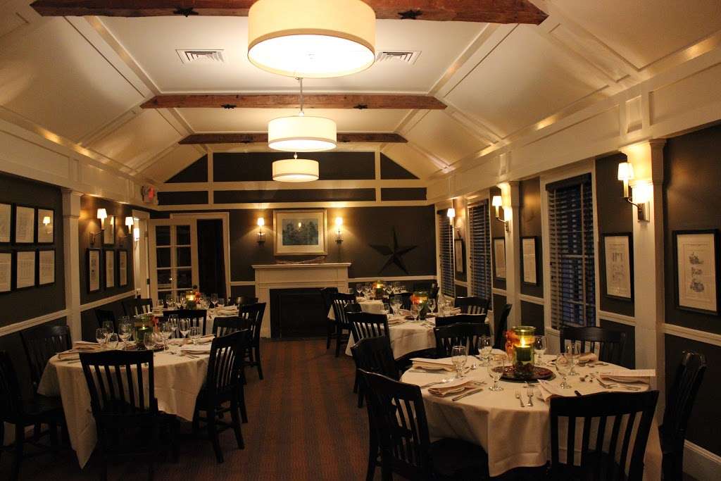 Scarlet Oak Tavern | 1217 Main St, Hingham, MA 02043 | Phone: (781) 749-8200