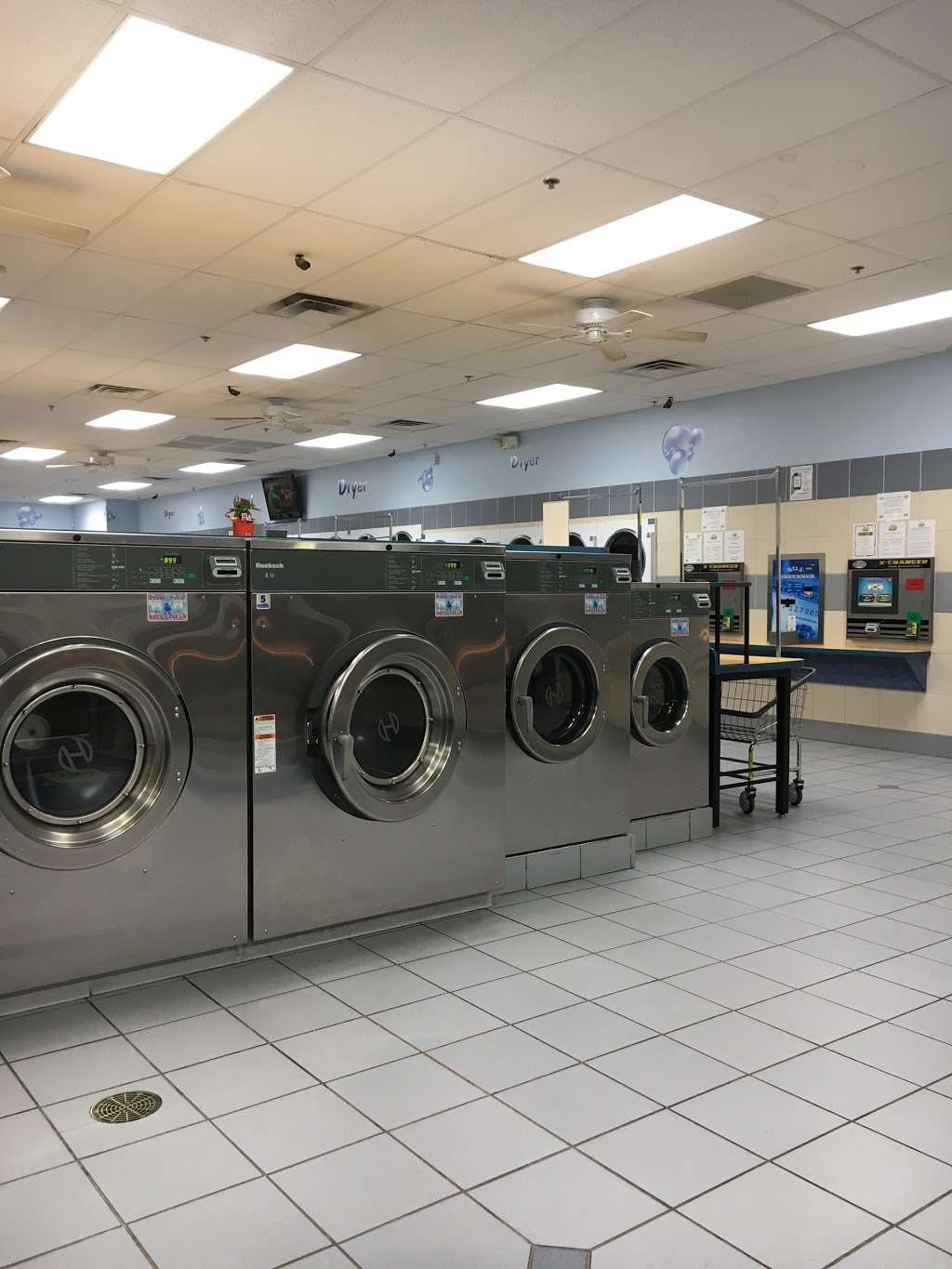 Soap Opera Laundromat - Downers Grove | 6340 Woodward Ave, Downers Grove, IL 60516, USA | Phone: (630) 810-1860