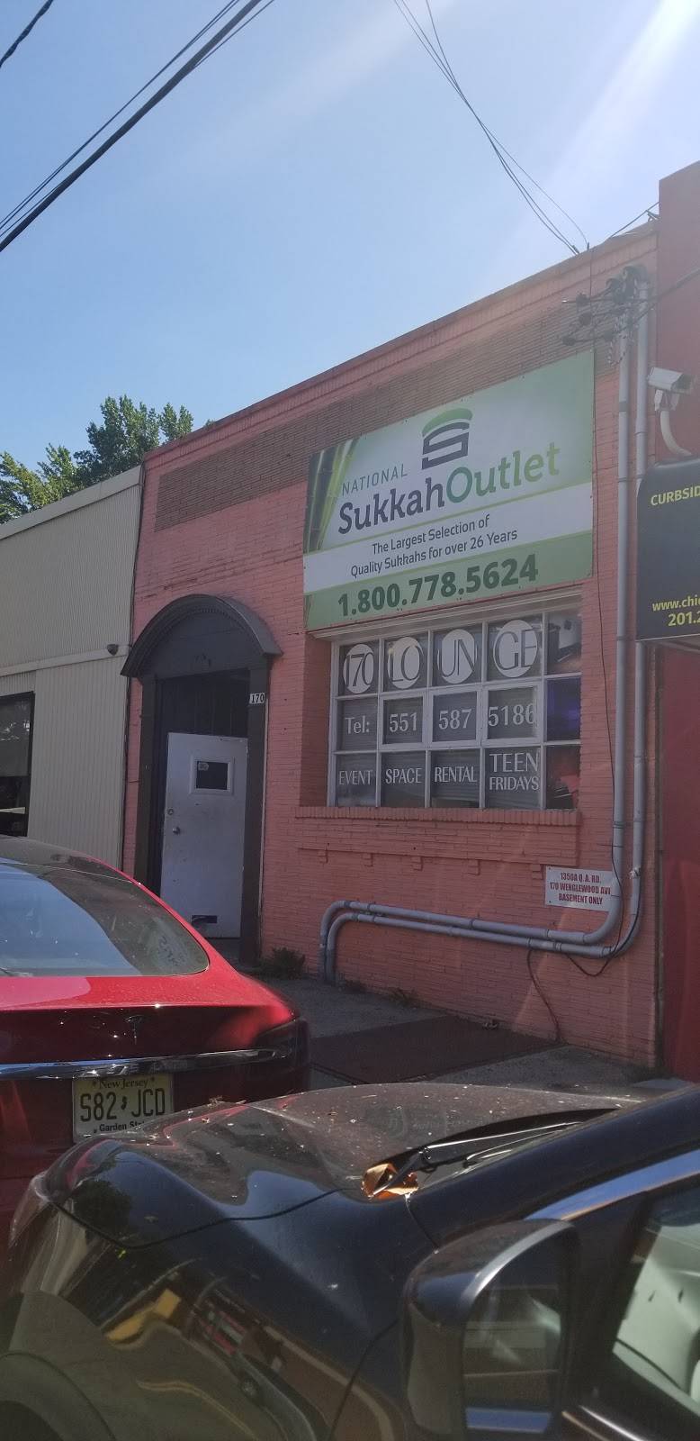 National Sukkah Outlet | 170 W Englewood Ave, Teaneck, NJ 07666, USA | Phone: (201) 890-8200