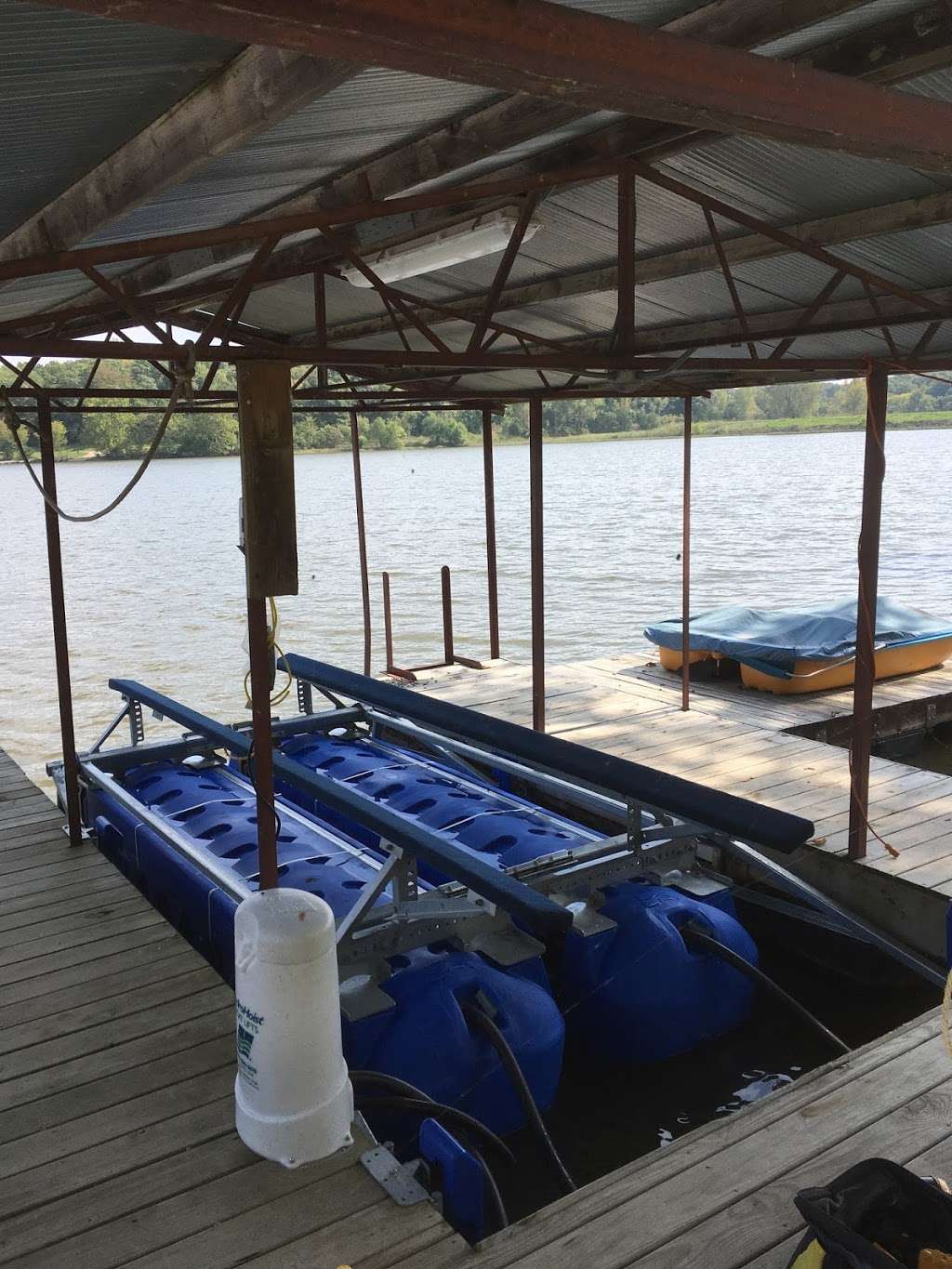 Littlefield Boat Lift Repair | 1329 E 800 Rd Suite A, Lawrence, KS 66049, USA | Phone: (918) 541-5415