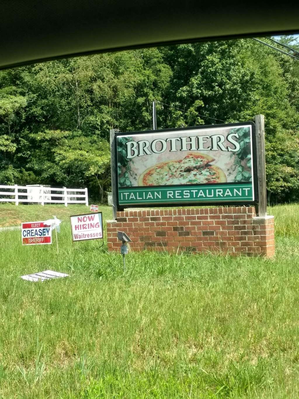 Brothers Italian Restaurant | 1299 Broadstreet Rd, Oilville, VA 23129 | Phone: (804) 784-0166