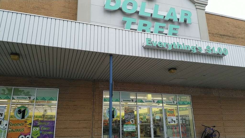 Dollar Tree | 3528 village court, Gary, IN 46408, USA | Phone: (219) 980-9930