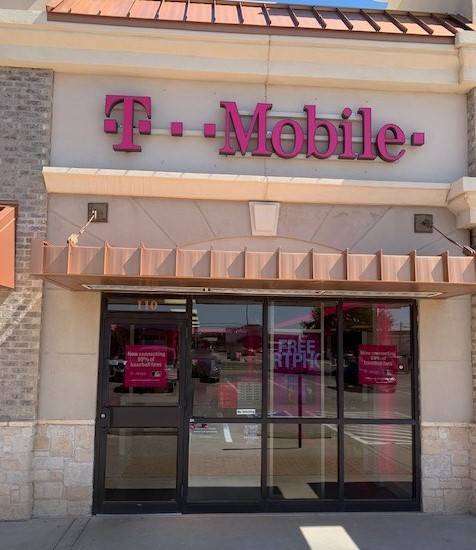 T-Mobile | 4410 19th St Unit 110, Lubbock, TX 79407, USA | Phone: (806) 412-1150