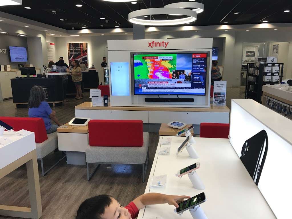 Xfinity Store by Comcast | 4545 East Sam Houston Pkwy S, Pasadena, TX 77505 | Phone: (800) 934-6489