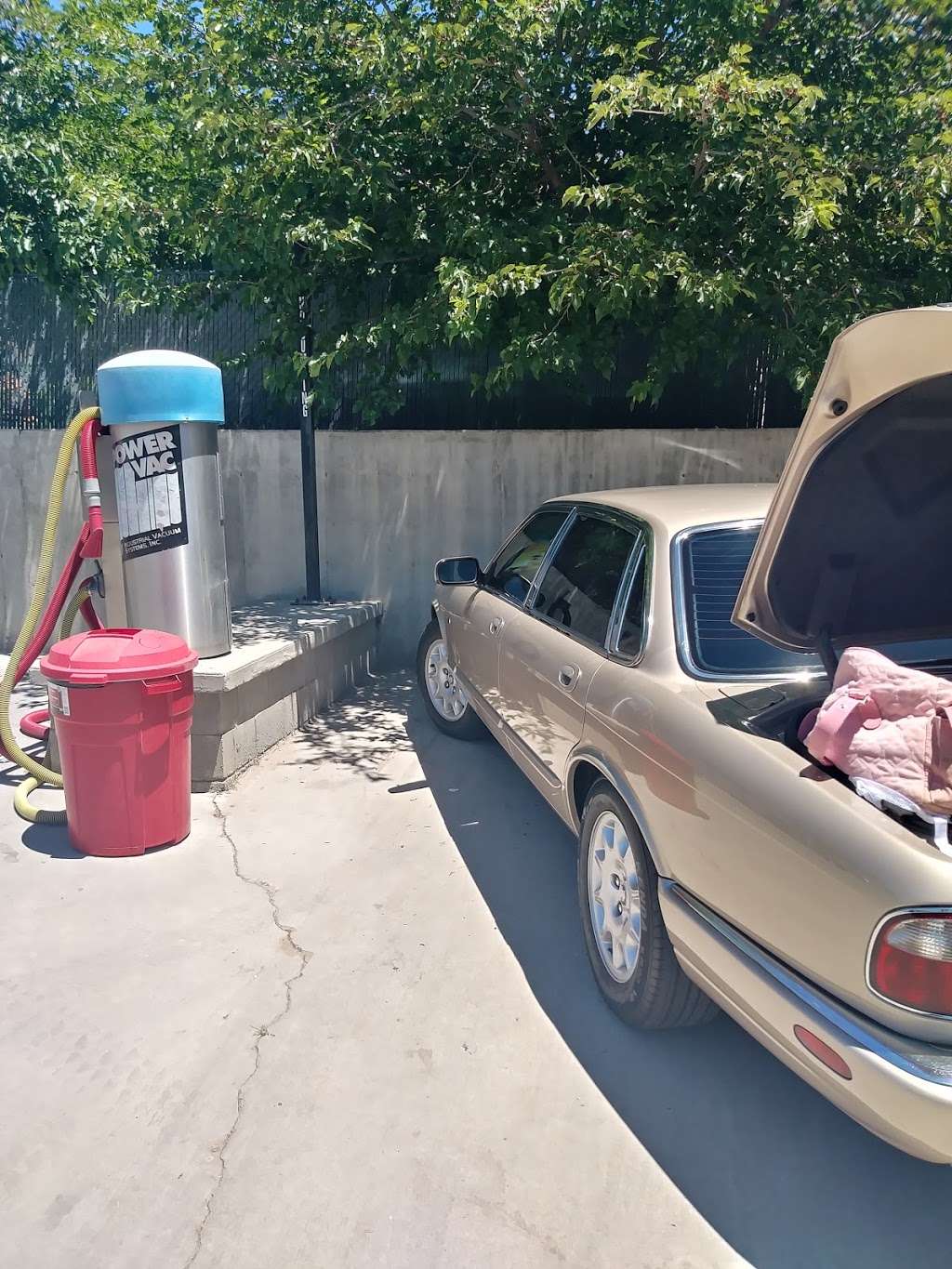 Frazier Park Car Wash | 3101 Mt Pinos Way, Frazier Park, CA 93225, USA | Phone: (661) 245-9274