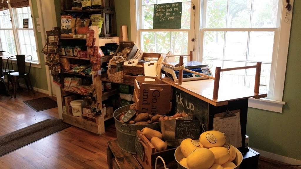 Natural Living Food Co-op and Cafe | 219 N Michigan Ave, League City, TX 77573, USA | Phone: (832) 632-2937