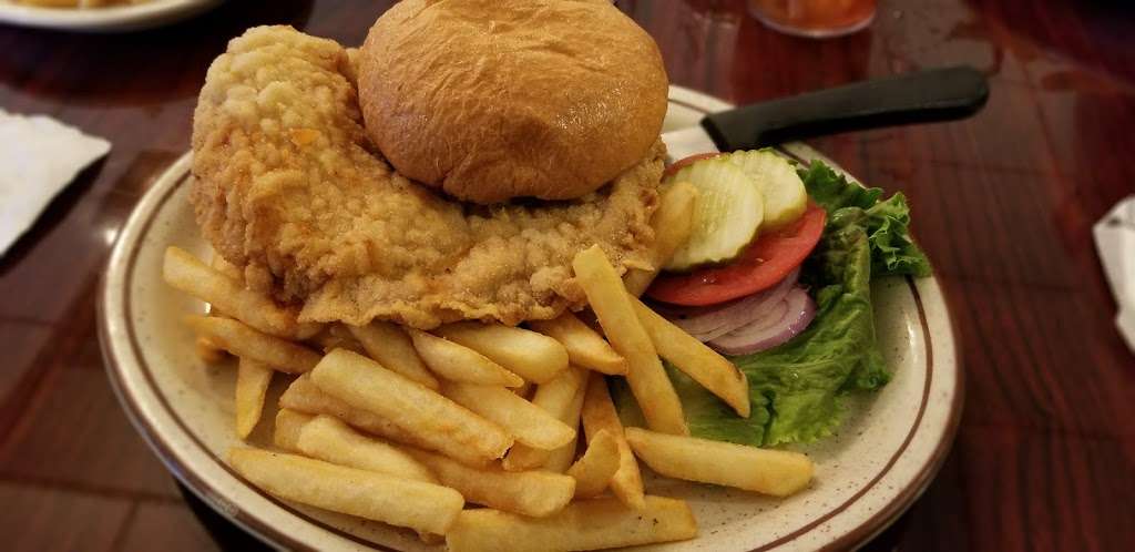 Anglers Restaurant | 1828 N Francis St, Monticello, IN 47960, USA | Phone: (574) 583-5020