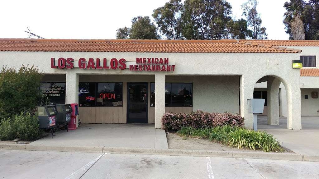 Los Gallos Mexican Restaurant | 1667 E Orangethorpe Ave, Placentia, CA 92870, USA | Phone: (714) 579-7955