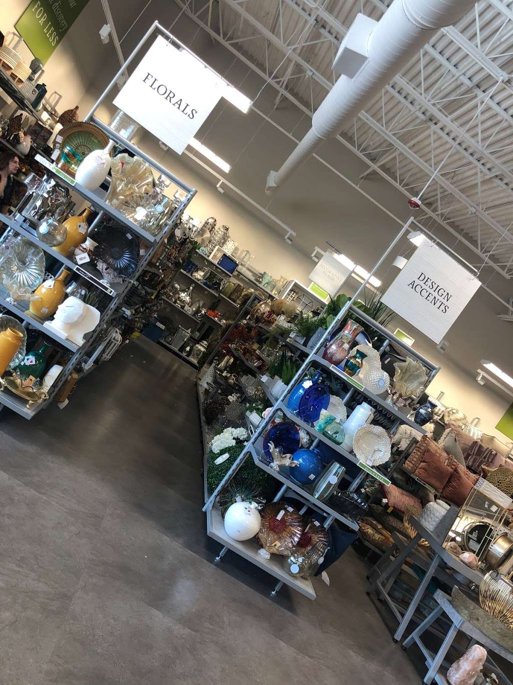 Homesense | 56 South Broadway, NH-28, Salem, NH 03079 | Phone: (603) 912-5492