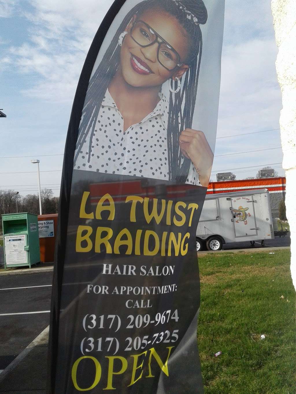 LA TWIST BRAIDING | 8310 Rockville Rd, Indianapolis, IN 46234, USA | Phone: (317) 205-7325