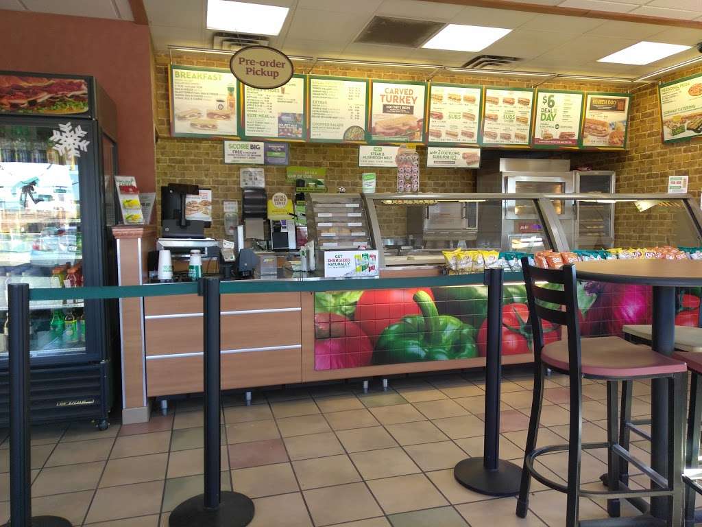 Subway Restaurants | 2304 Sparrows Point Rd, Edgemere, MD 21219, USA | Phone: (410) 388-0701