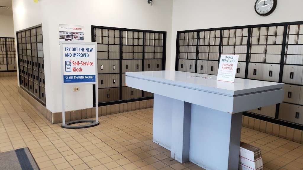 United States Postal Service | 611 Landmeier Rd, Elk Grove Village, IL 60007, USA | Phone: (800) 275-8777