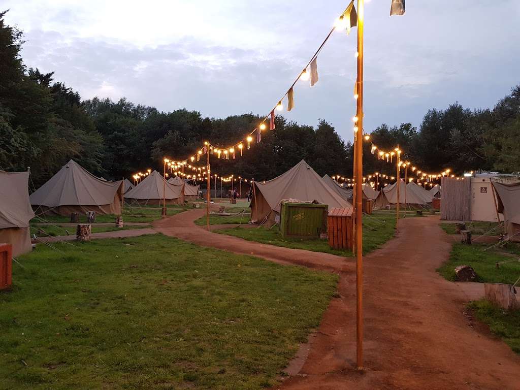 Chessington Explorer Glamping | Leatherhead Rd, Chessington KT9 2NE, UK | Phone: 0871 360 2639