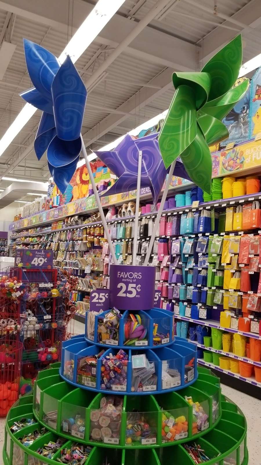 Party City | 128 Bailey Farm Rd, Monroe, NY 10950, USA | Phone: (845) 782-1330