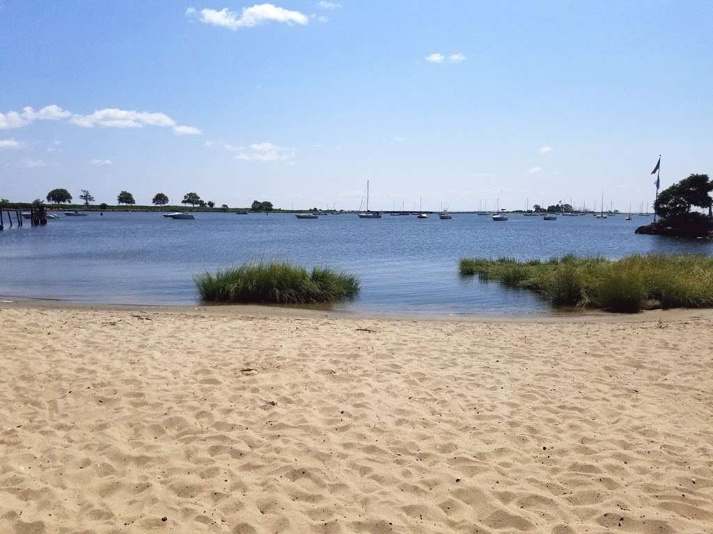 Seabright Beach | Long Island Sound, Bridgeport, CT 06605, USA