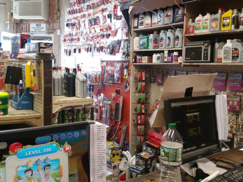 Arties Auto Parts | 659 Henderson Ave, Staten Island, NY 10310, USA | Phone: (718) 273-9700