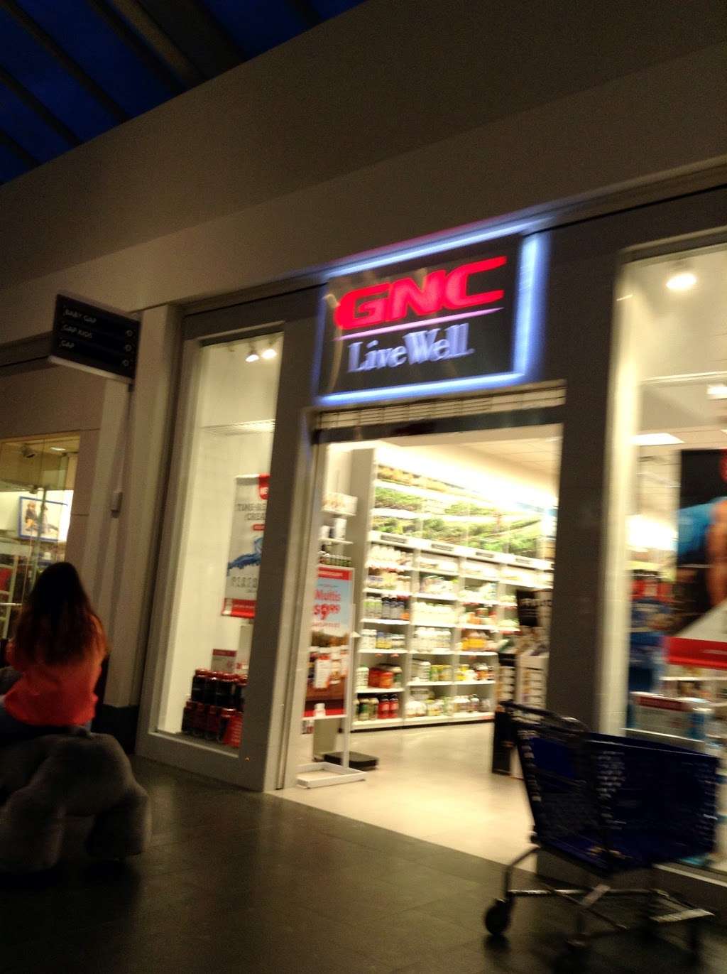 GNC | 2040, Paramus Park Mall, Paramus, NJ 07652, USA | Phone: (201) 262-9714