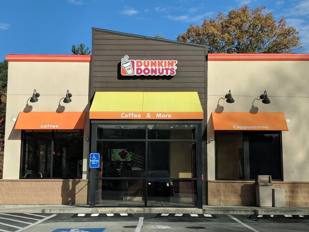 Dunkin | 2 Lynn Fells Pkwy, Stoneham, MA 02180, USA | Phone: (781) 665-4444