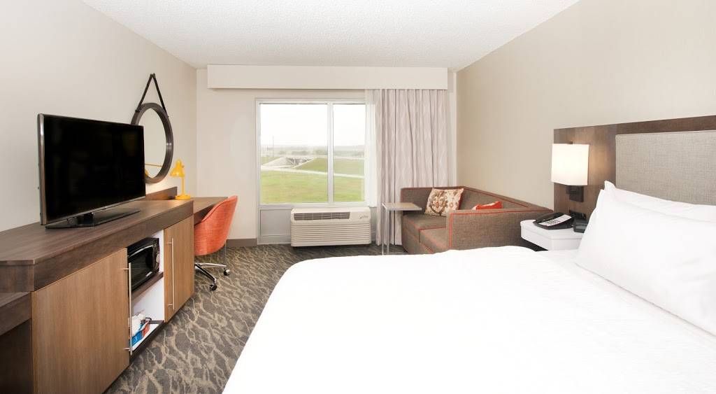 Hampton Inn & Suites N. Ft. Worth-Alliance Airport | 13600 N Fwy, Fort Worth, TX 76177, USA | Phone: (817) 439-0400