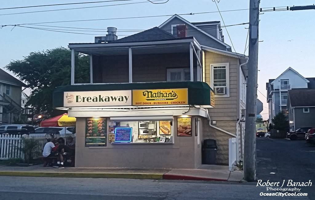 Nathans Famous OCMD | 211 N Atlantic Ave, Ocean City, MD 21842, USA | Phone: (410) 289-1972