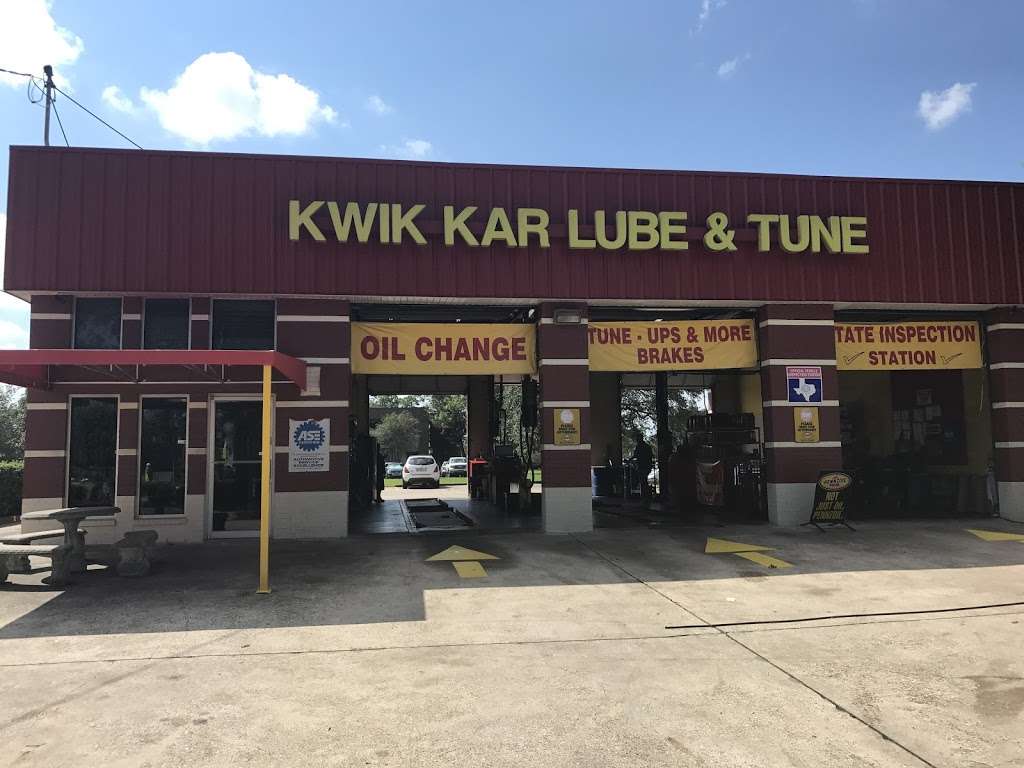 Kwik Kar Lube & Tune | 4740 Fairmont Pkwy, Pasadena, TX 77504, USA | Phone: (281) 998-2512