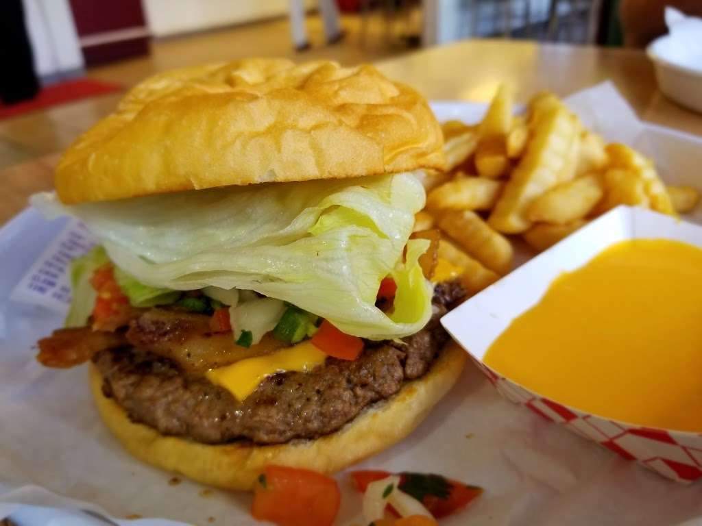 Burger Tex | 5610 Gessner Rd, Houston, TX 77041, USA | Phone: (713) 895-0991