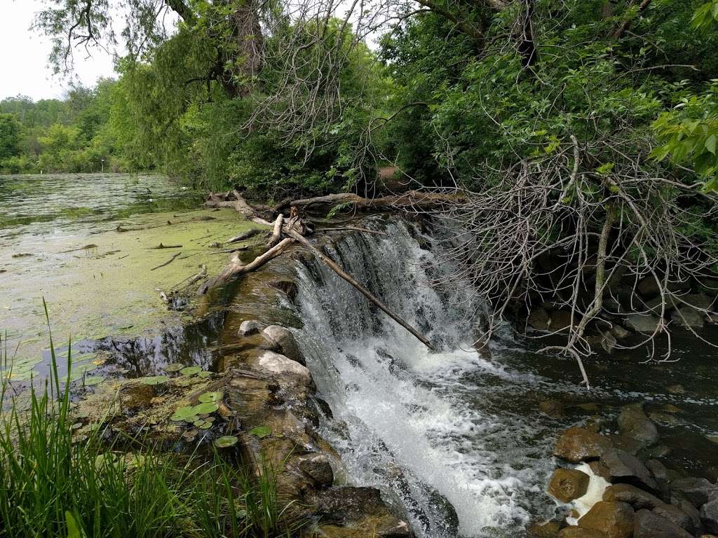 Wehr Nature Center | 9701 W College Ave, Franklin, WI 53132, USA | Phone: (414) 425-8550