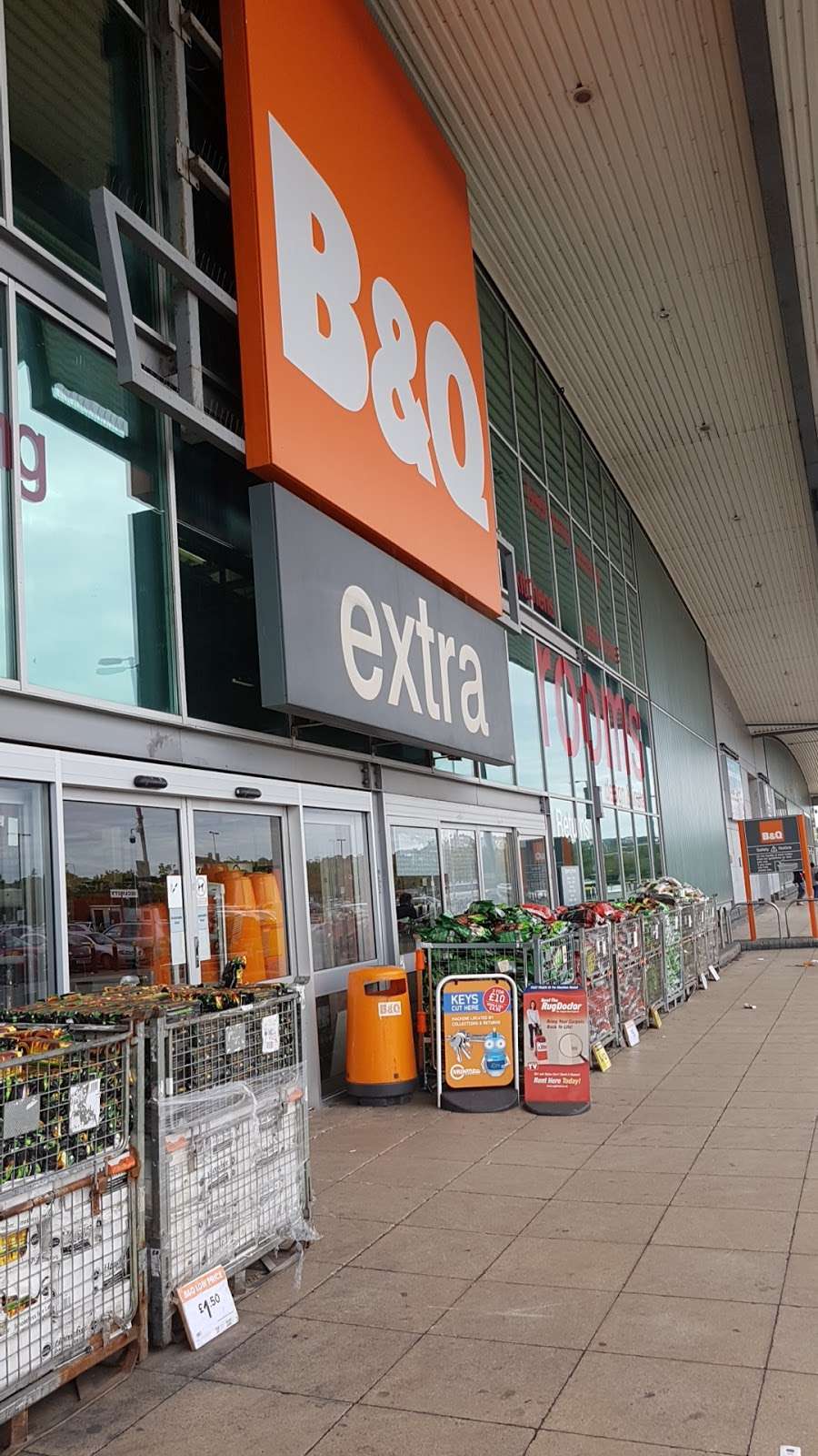 B&Q | 59 Bugsbys Way, North Greenwich, London SE10 0QJ, UK | Phone: 020 8312 8000