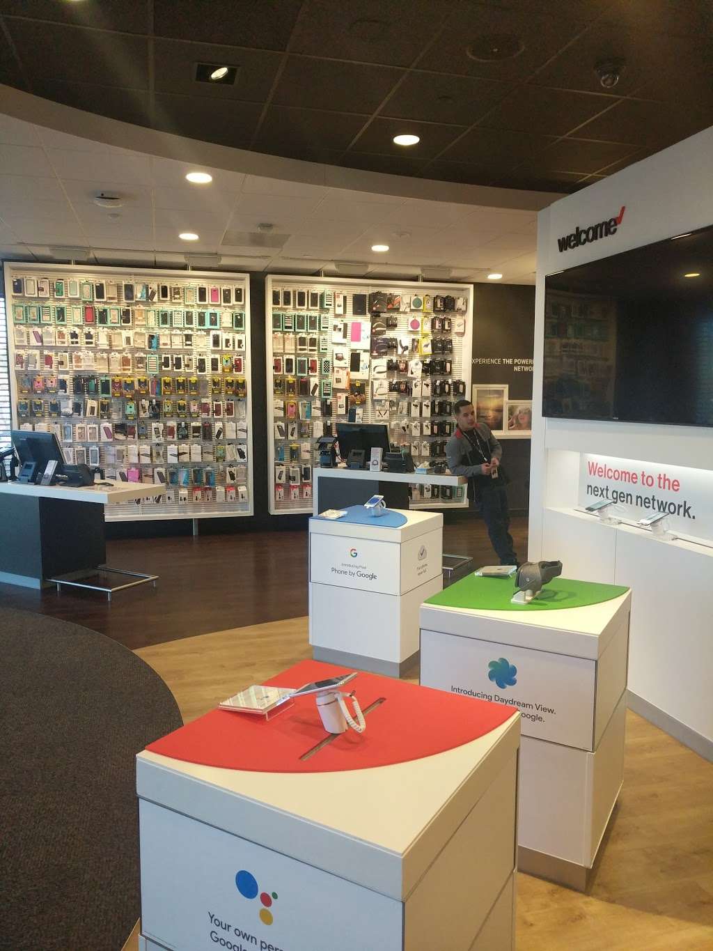 Verizon | 5095 Kipling St Ste 130, Wheat Ridge, CO 80033, USA | Phone: (303) 422-6409