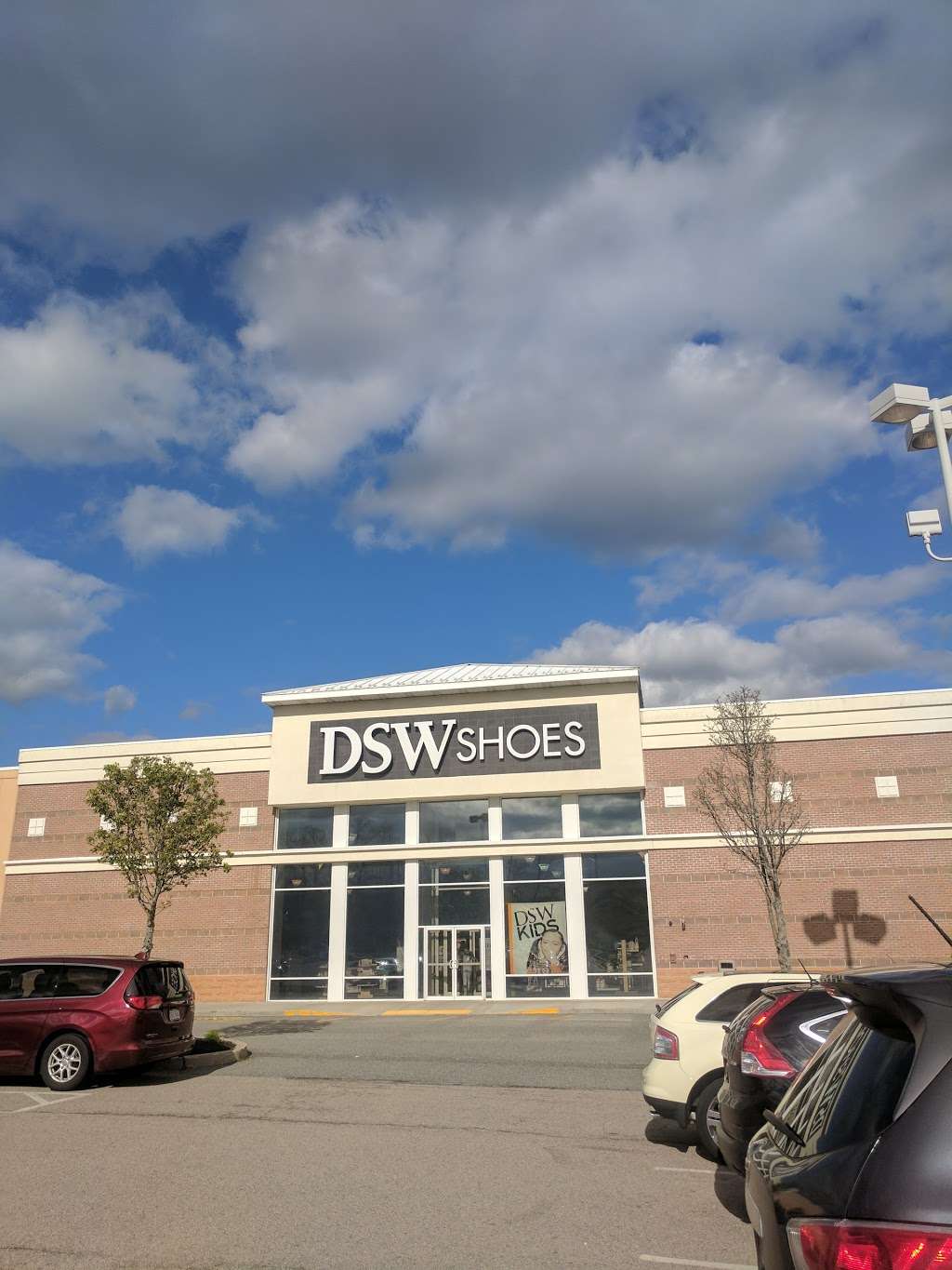 DSW Designer Shoe Warehouse | 1360 S Washington St, North Attleborough, MA 02760, USA | Phone: (508) 699-1570