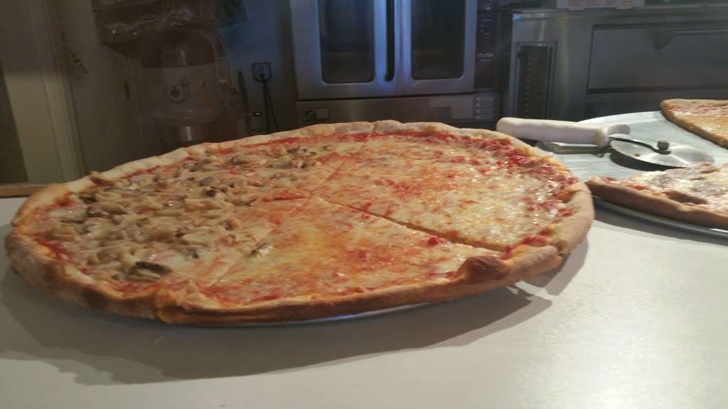 Gardenville Pizza and Deli | 4691 Durham Rd, Doylestown, PA 18902, USA | Phone: (215) 766-1470