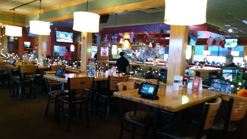 Applebees Grill + Bar | 2321 Lincoln Hwy E, Lancaster, PA 17601, USA | Phone: (717) 290-8330