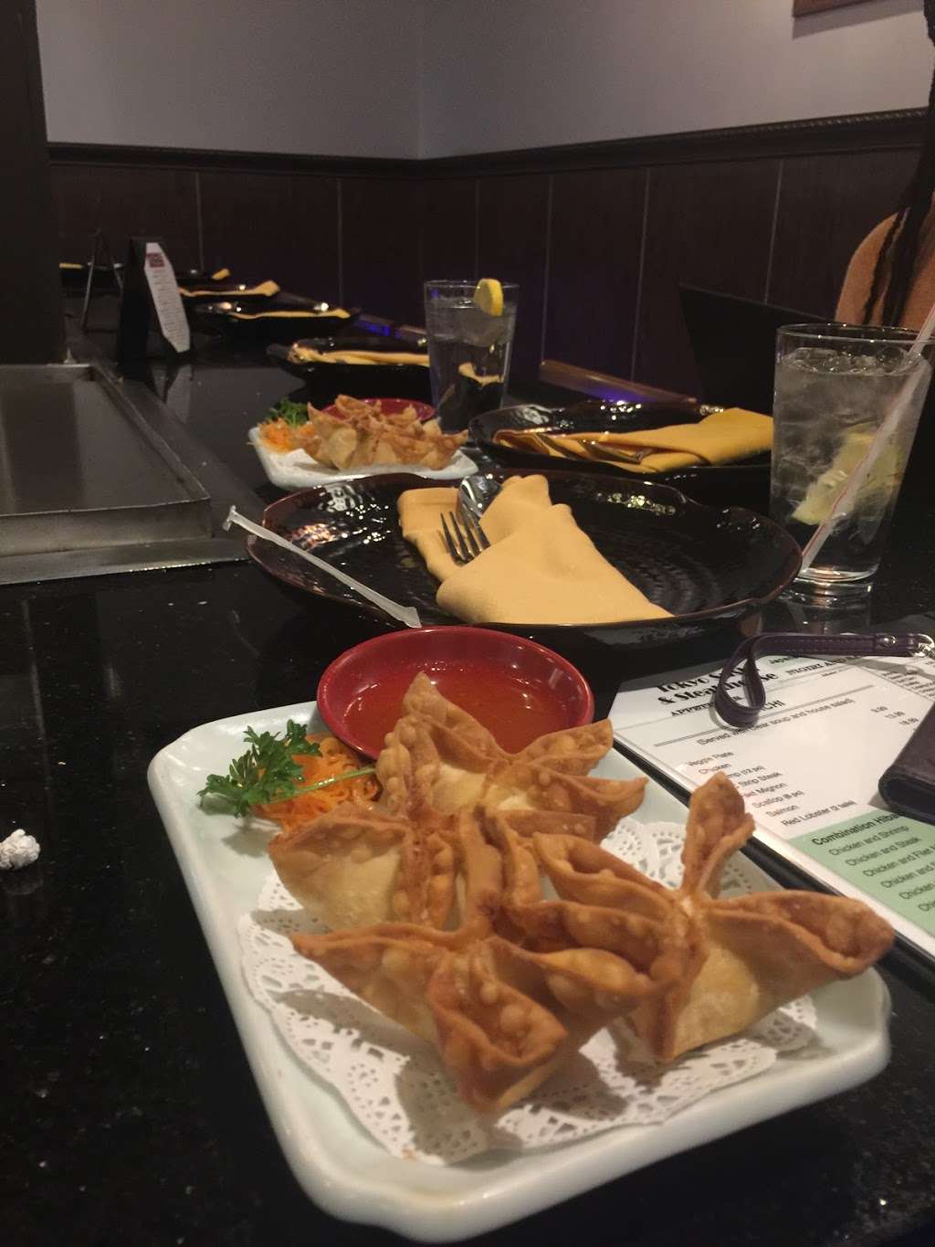 Tokyo Sushi & Steakhouse | 601 Kasold Dr D102, Lawrence, KS 66049, USA | Phone: (785) 424-7575