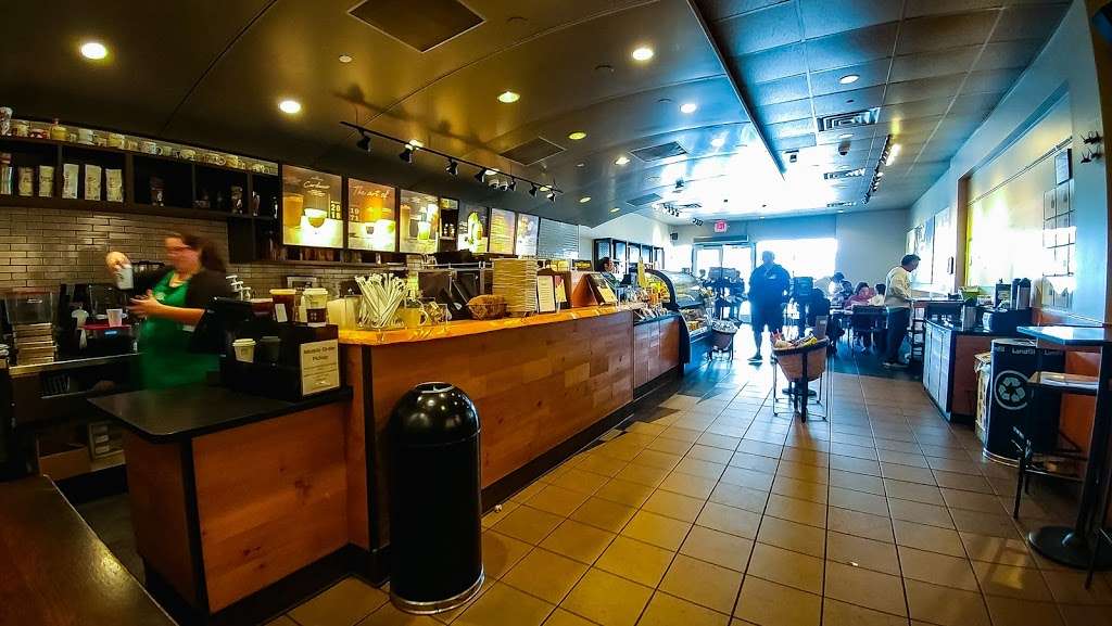 Starbucks | 174 Littleton Rd, Westford, MA 01886, USA | Phone: (978) 392-5926