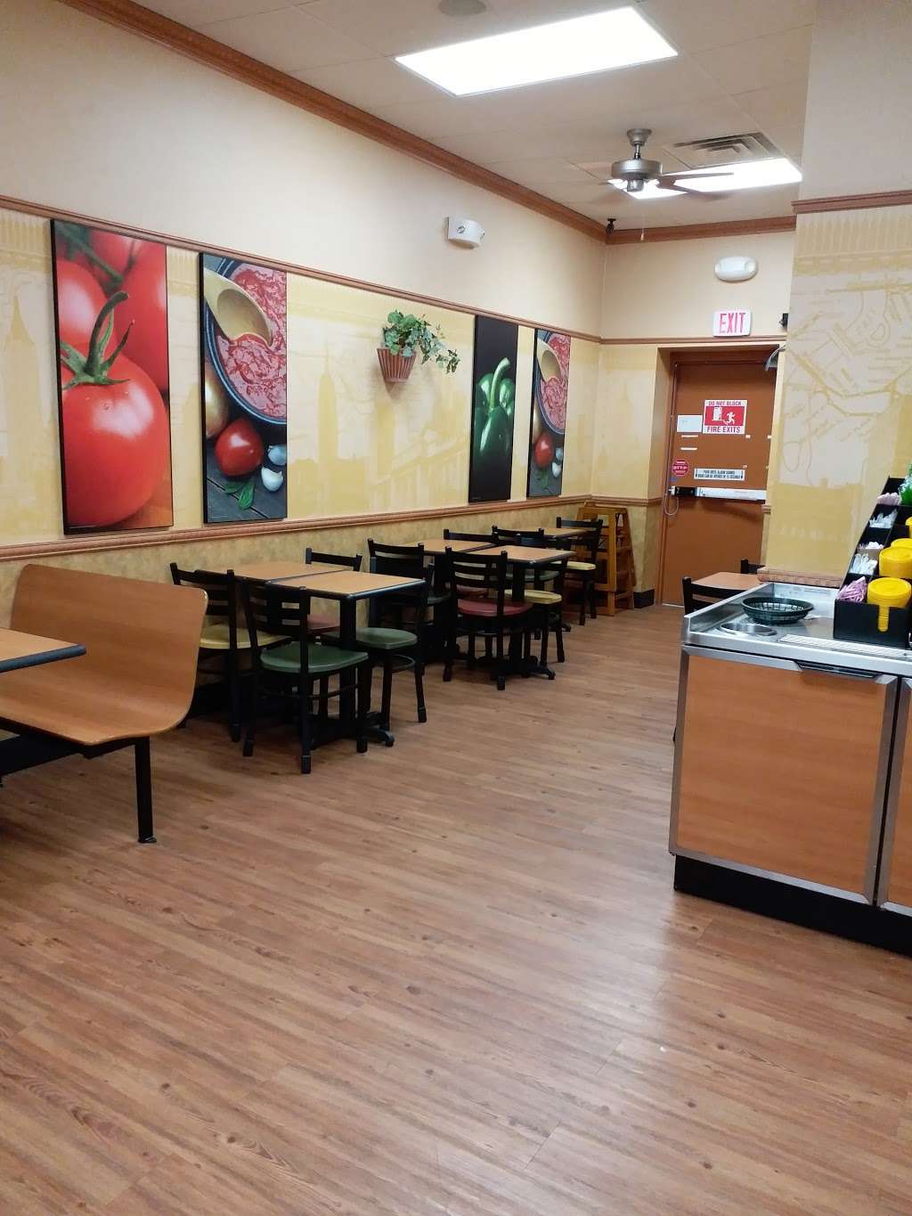 Subway | 5626 Walzem Rd, San Antonio, TX 78218, USA | Phone: (210) 646-8052