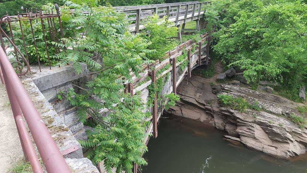 C&O Canal Lock 52 | Lock 52, Hancock, MD 21750, USA | Phone: (301) 739-4200