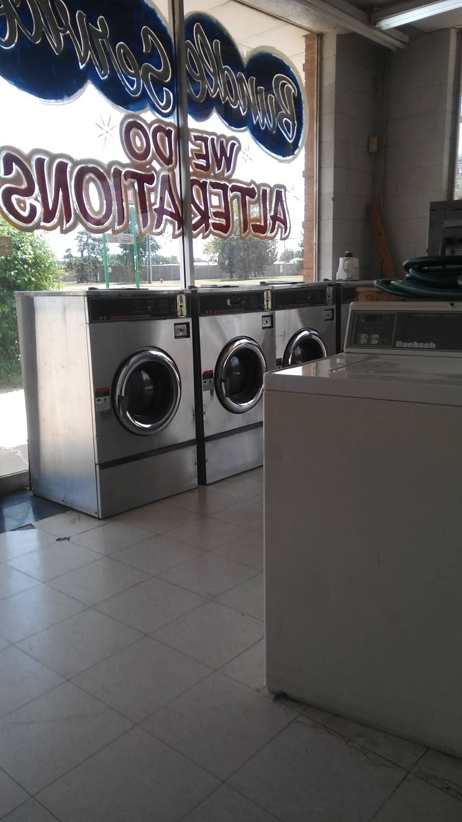 Highlander Laundry | 3001 SE 44th St, Oklahoma City, OK 73135, USA | Phone: (405) 672-8522