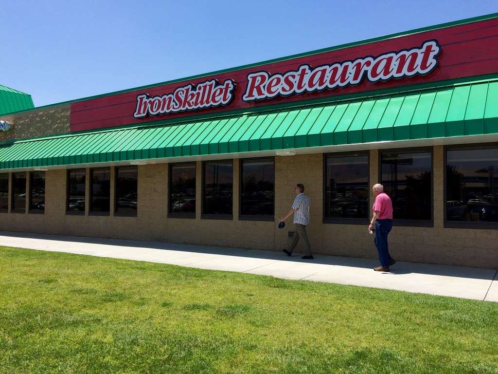 Iron Skillet Restaurant | 5821 Dennis McCarthy Dr, Lebec, CA 93243, USA | Phone: (661) 663-4341