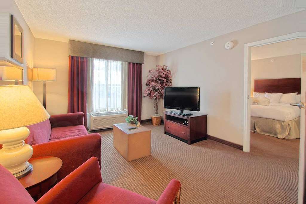 Homewood Suites by Hilton Bloomington | 1399 South, Liberty Dr, Bloomington, IN 47403, USA | Phone: (812) 323-0500