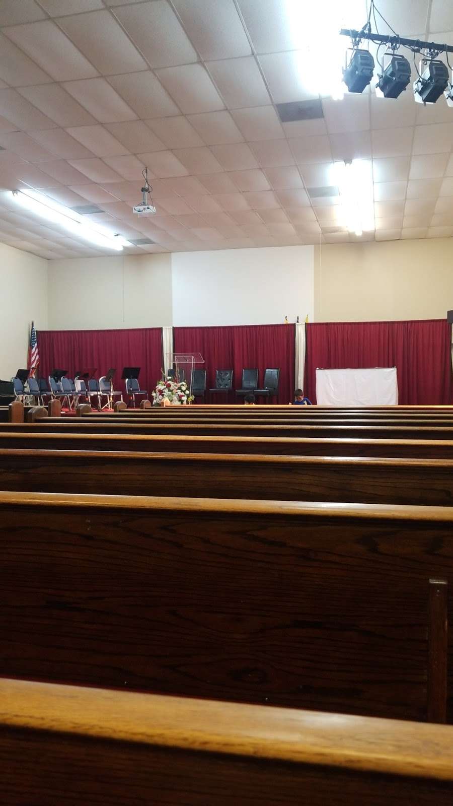 Little York Iglesia Adventista Del Séptimo Día | 9735 N Houston Rosslyn Rd, Houston, TX 77088, USA | Phone: (713) 937-1200