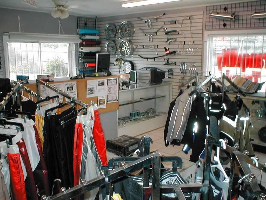 2 Wheel Apparel & Customs | 3114 S Dupont Blvd, Smyrna, DE 19977